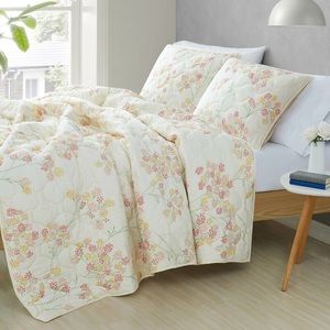 Twin XL Floral Quilt and Sham